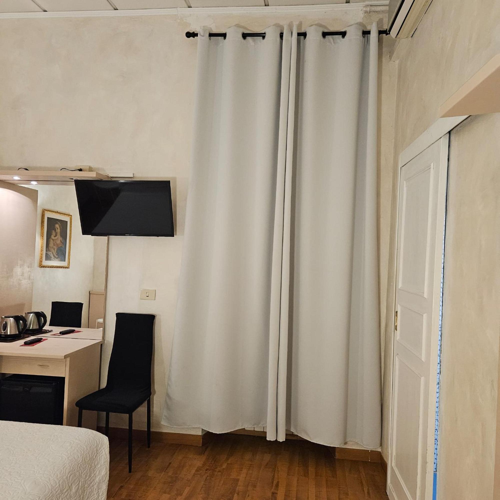 Julia Hotel Roma
